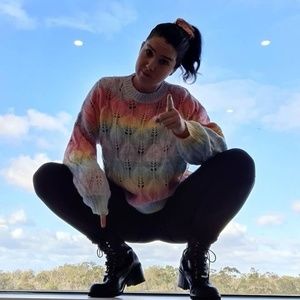 Meet your Posher, Peach